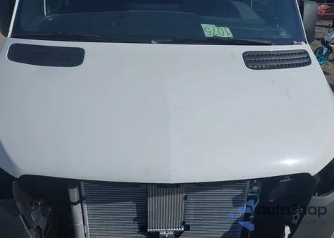 2021 Mercedes-Benz Sprinter 2500 High Roof I4 z USA, uszkodzony, nr VIN W1W40CHY3MT052308